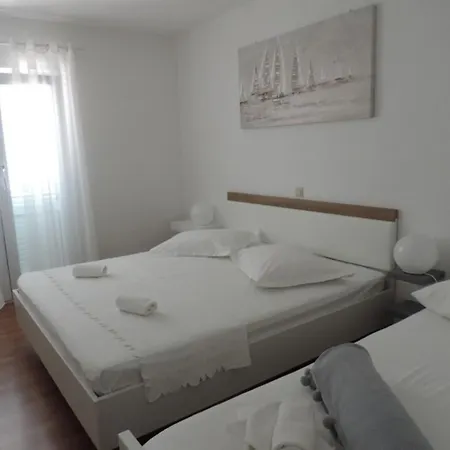 Maza Guest house 3*